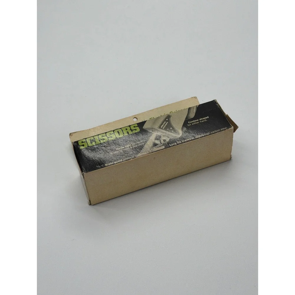 Vintage Dural Model 1 Automatic Electric Scissors White Made in USA‎ with Box